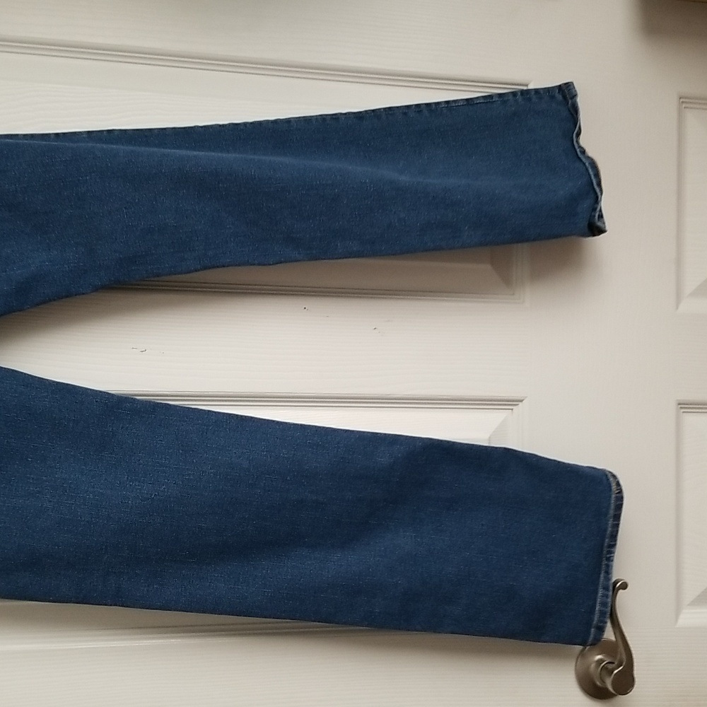 Old Navy Boy's Adjustable Waist Straight Leg Jeans - Picture 7 of 13